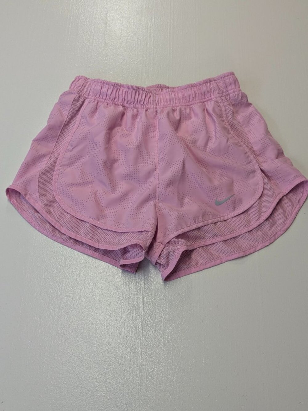 Nike Dri-Fit Size XS Pink Perforated Shorts With Liner